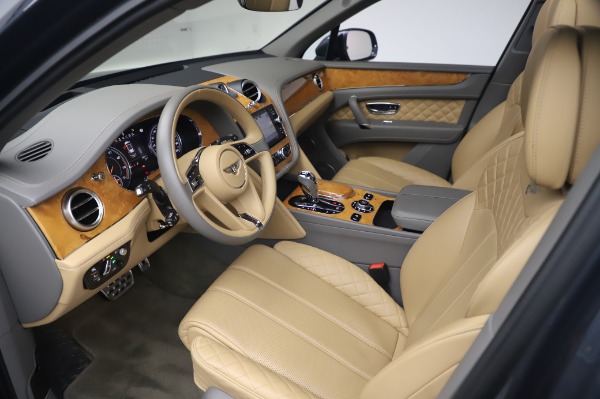 Used 2017 Bentley Bentayga W12 for sale Sold at Alfa Romeo of Westport in Westport CT 06880 17