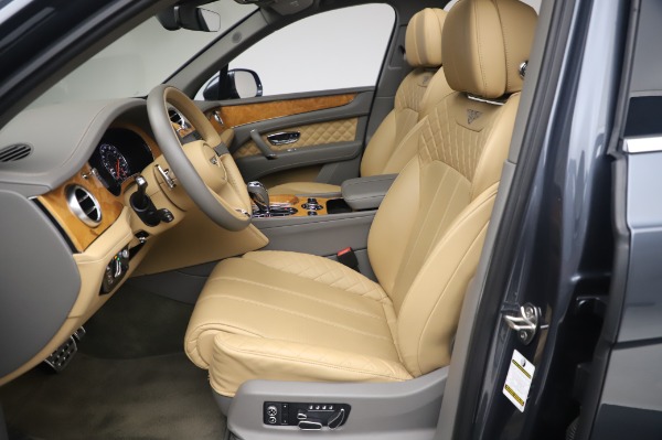 Used 2017 Bentley Bentayga W12 for sale Sold at Alfa Romeo of Westport in Westport CT 06880 18