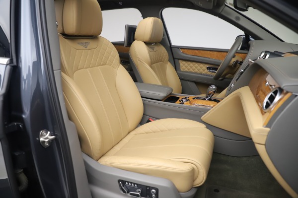 Used 2017 Bentley Bentayga W12 for sale Sold at Alfa Romeo of Westport in Westport CT 06880 26