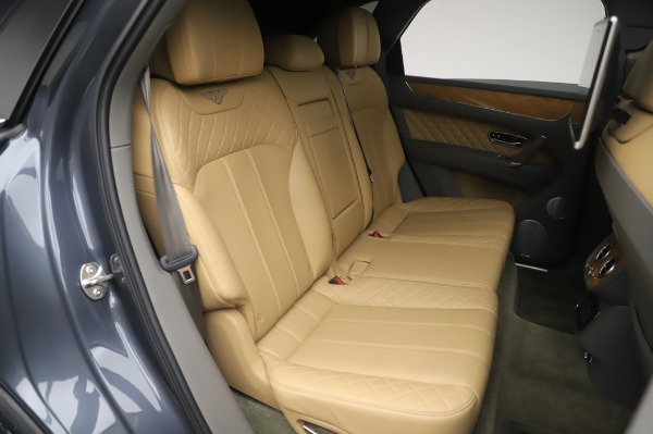 Used 2017 Bentley Bentayga W12 for sale Sold at Alfa Romeo of Westport in Westport CT 06880 28