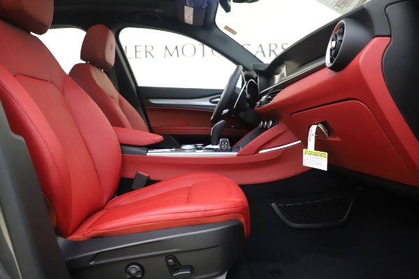 New 2020 Alfa Romeo Stelvio Sport Q4 for sale $50,945 at Alfa Romeo of Westport in Westport CT 06880 20