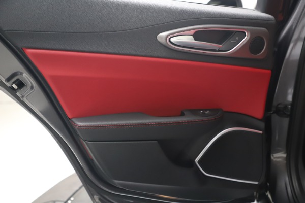 New 2020 Alfa Romeo Giulia Ti Sport Q4 for sale Sold at Alfa Romeo of Westport in Westport CT 06880 21