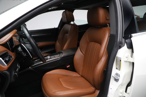 Used 2020 Maserati Ghibli S Q4 for sale Sold at Alfa Romeo of Westport in Westport CT 06880 26