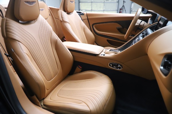 Used 2019 Aston Martin DB11 Volante Convertible for sale $198,900 at Alfa Romeo of Westport in Westport CT 06880 20