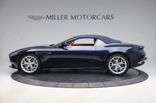 Used 2019 Aston Martin DB11 Volante Convertible for sale $198,900 at Alfa Romeo of Westport in Westport CT 06880 21