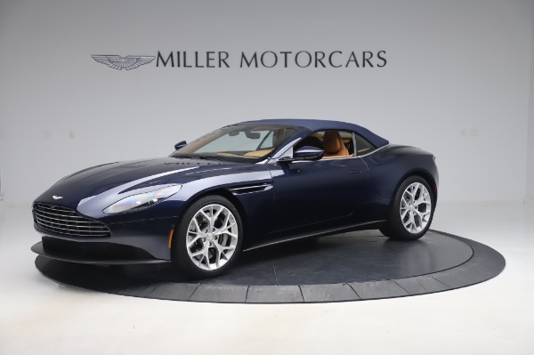 Used 2019 Aston Martin DB11 Volante Convertible for sale $198,900 at Alfa Romeo of Westport in Westport CT 06880 26