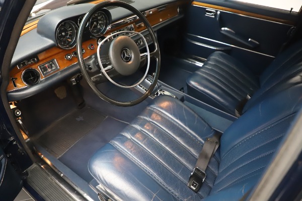 Used 1971 Mercedes-Benz 300 SEL 6.3 for sale Sold at Alfa Romeo of Westport in Westport CT 06880 13