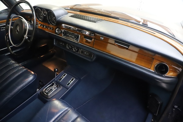 Used 1971 Mercedes-Benz 300 SEL 6.3 for sale Sold at Alfa Romeo of Westport in Westport CT 06880 22