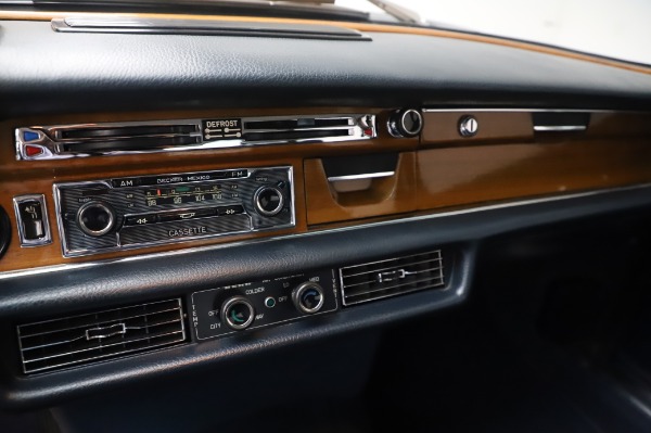 Used 1971 Mercedes-Benz 300 SEL 6.3 for sale Sold at Alfa Romeo of Westport in Westport CT 06880 24