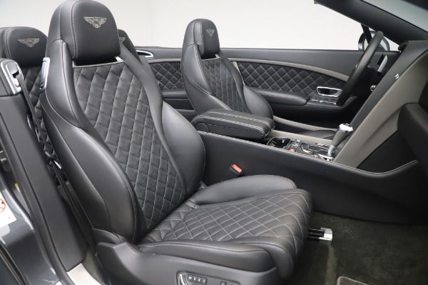 Used 2016 Bentley Continental GT Convertible Speed for sale $139,900 at Alfa Romeo of Westport in Westport CT 06880 25