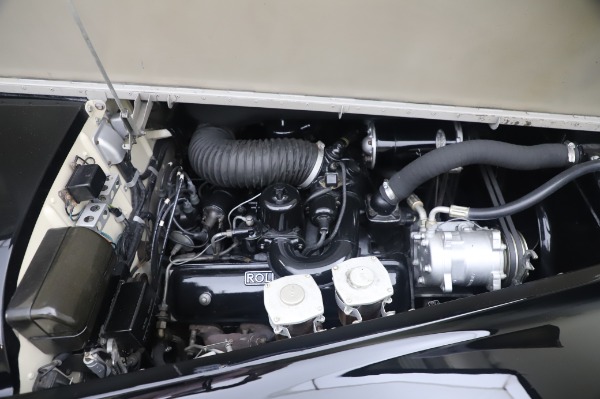 Used 1965 Rolls-Royce Silver Cloud III for sale Sold at Alfa Romeo of Westport in Westport CT 06880 28