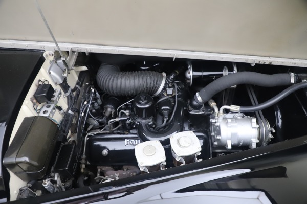 Used 1965 Rolls-Royce Silver Cloud III for sale $99,900 at Alfa Romeo of Westport in Westport CT 06880 28