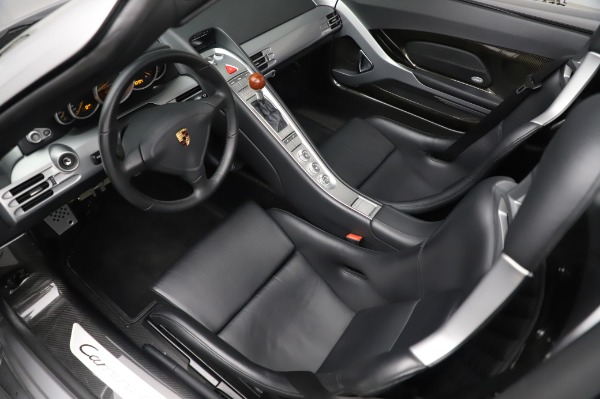Used 2005 Porsche Carrera GT for sale Sold at Alfa Romeo of Westport in Westport CT 06880 20