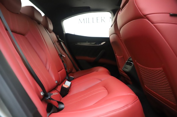 New 2020 Maserati Ghibli S Q4 GranSport for sale $93,285 at Alfa Romeo of Westport in Westport CT 06880 26