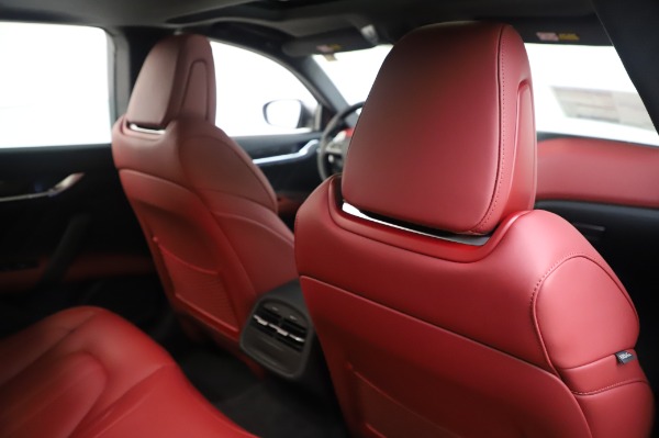 New 2020 Maserati Ghibli S Q4 GranSport for sale $93,285 at Alfa Romeo of Westport in Westport CT 06880 27