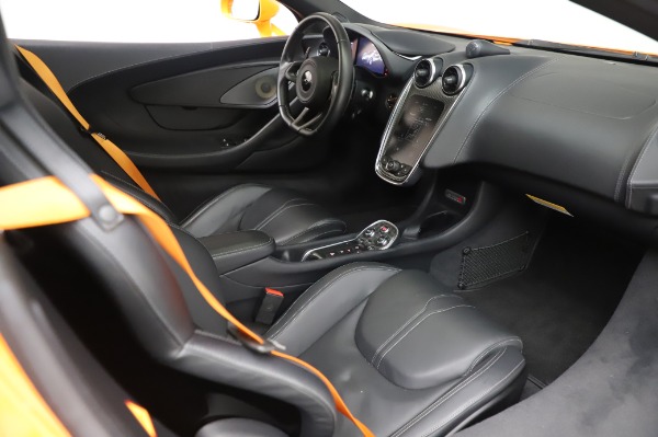 Used 2017 McLaren 570S Coupe for sale $149,900 at Alfa Romeo of Westport in Westport CT 06880 20