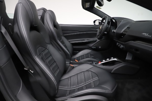 Used 2017 Ferrari 488 Spider for sale $284,900 at Alfa Romeo of Westport in Westport CT 06880 24