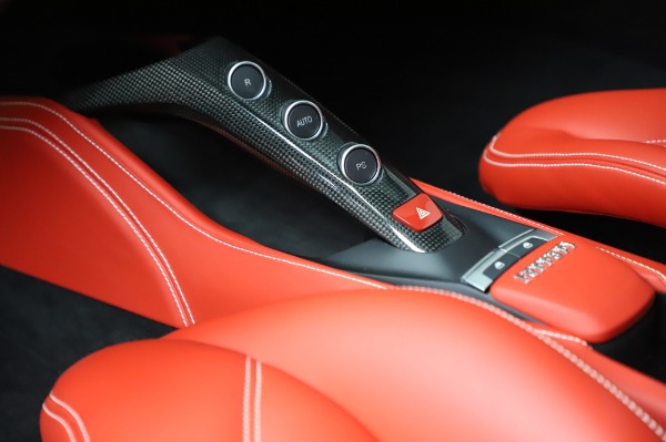 Used 2016 Ferrari 488 GTB Base for sale $239,900 at Alfa Romeo of Westport in Westport CT 06880 21