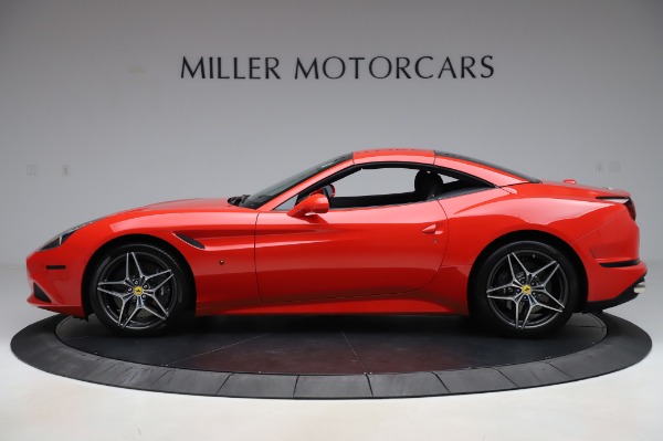 Used 2017 Ferrari California T for sale $175,900 at Alfa Romeo of Westport in Westport CT 06880 14