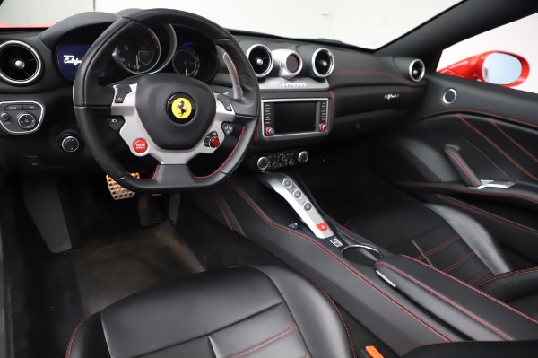 Used 2017 Ferrari California T for sale $175,900 at Alfa Romeo of Westport in Westport CT 06880 19
