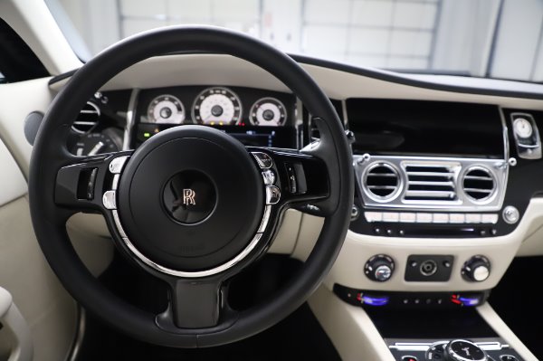 Used 2015 Rolls-Royce Wraith for sale Sold at Alfa Romeo of Westport in Westport CT 06880 18