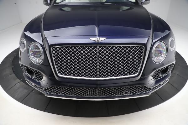 Used 2017 Bentley Bentayga W12 for sale $133,900 at Alfa Romeo of Westport in Westport CT 06880 14