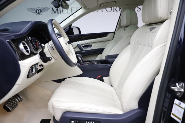 Used 2017 Bentley Bentayga W12 for sale $133,900 at Alfa Romeo of Westport in Westport CT 06880 18