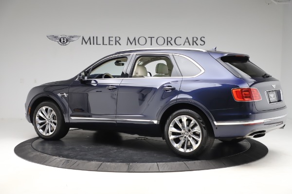 Used 2017 Bentley Bentayga W12 for sale $133,900 at Alfa Romeo of Westport in Westport CT 06880 4