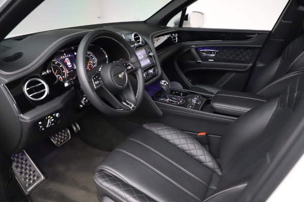 Used 2018 Bentley Bentayga Black Edition for sale $149,900 at Alfa Romeo of Westport in Westport CT 06880 19