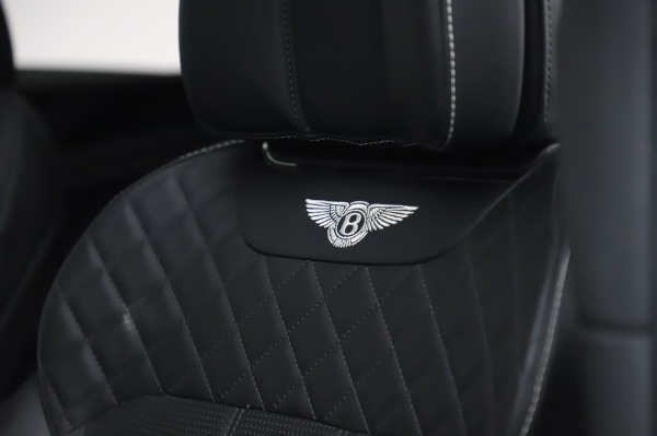 Used 2018 Bentley Bentayga Black Edition for sale $149,900 at Alfa Romeo of Westport in Westport CT 06880 22