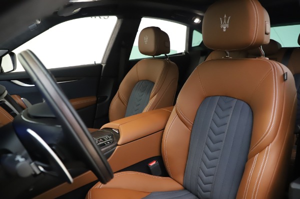 New 2020 Maserati Levante Q4 GranLusso for sale $88,635 at Alfa Romeo of Westport in Westport CT 06880 15