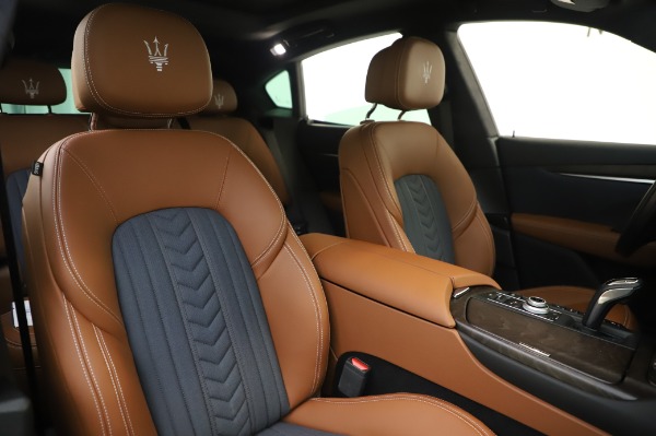 New 2020 Maserati Levante Q4 GranLusso for sale $88,635 at Alfa Romeo of Westport in Westport CT 06880 22