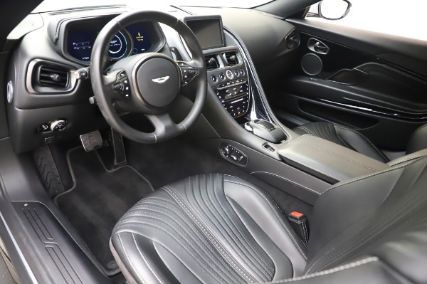 Used 2018 Aston Martin DB11 V8 Coupe for sale Sold at Alfa Romeo of Westport in Westport CT 06880 13