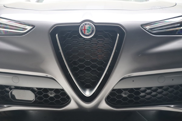 New 2020 Alfa Romeo Stelvio Ti Sport Q4 for sale Sold at Alfa Romeo of Westport in Westport CT 06880 12