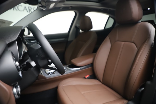 New 2020 Alfa Romeo Stelvio Q4 for sale $49,045 at Alfa Romeo of Westport in Westport CT 06880 14