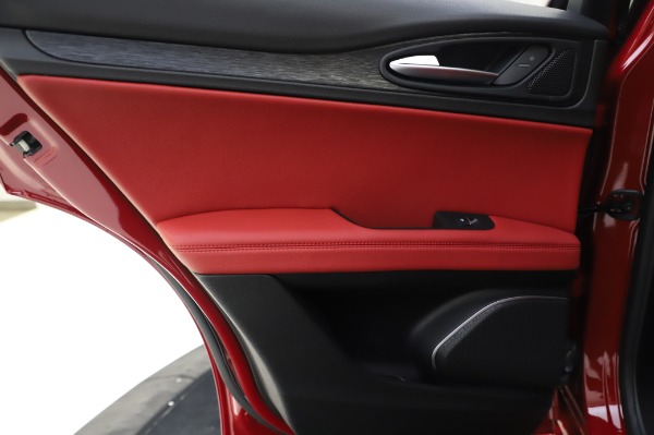 New 2020 Alfa Romeo Stelvio Sport Q4 for sale $50,195 at Alfa Romeo of Westport in Westport CT 06880 21