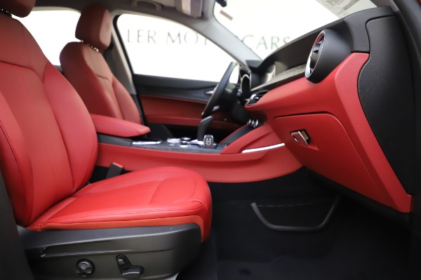 New 2020 Alfa Romeo Stelvio Sport Q4 for sale $50,195 at Alfa Romeo of Westport in Westport CT 06880 23