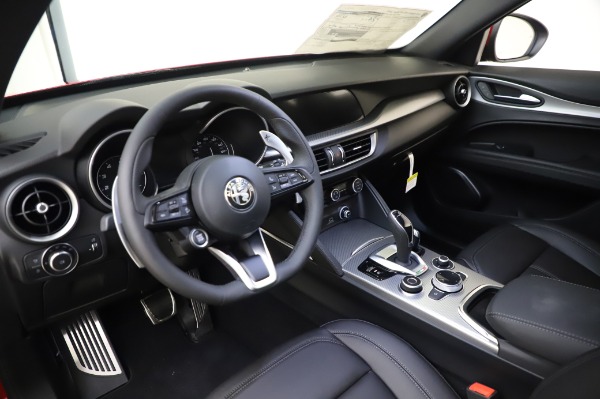 New 2020 Alfa Romeo Stelvio Sport Q4 for sale $45,645 at Alfa Romeo of Westport in Westport CT 06880 15