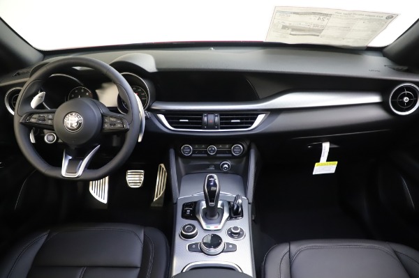 New 2020 Alfa Romeo Stelvio Sport Q4 for sale $45,645 at Alfa Romeo of Westport in Westport CT 06880 16