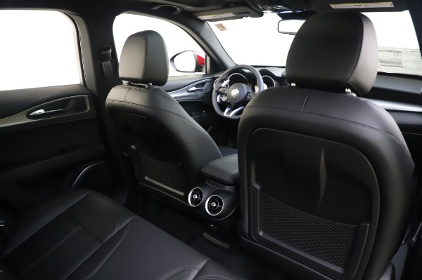 New 2020 Alfa Romeo Stelvio Sport Q4 for sale $45,645 at Alfa Romeo of Westport in Westport CT 06880 27