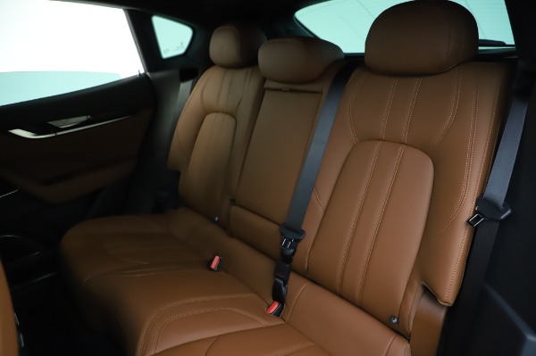New 2020 Maserati Levante Q4 GranSport for sale $86,685 at Alfa Romeo of Westport in Westport CT 06880 18