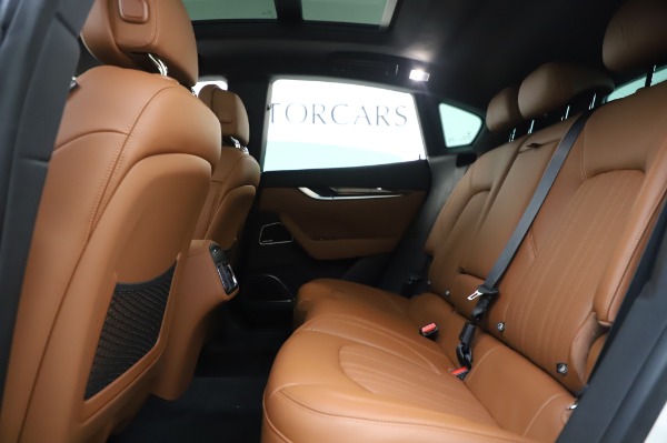 New 2020 Maserati Levante Q4 GranLusso for sale $87,449 at Alfa Romeo of Westport in Westport CT 06880 20