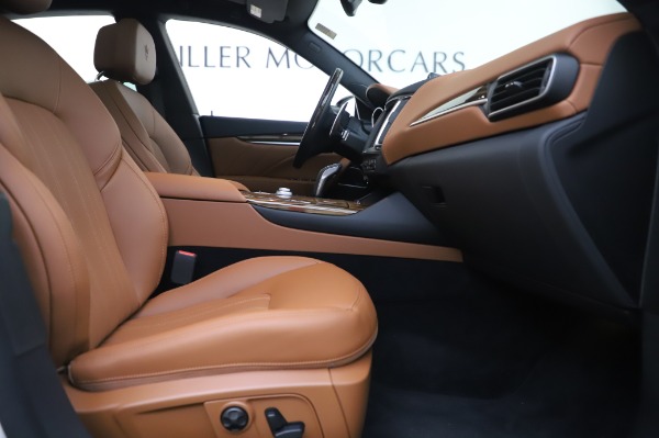 New 2020 Maserati Levante Q4 GranLusso for sale $87,449 at Alfa Romeo of Westport in Westport CT 06880 24