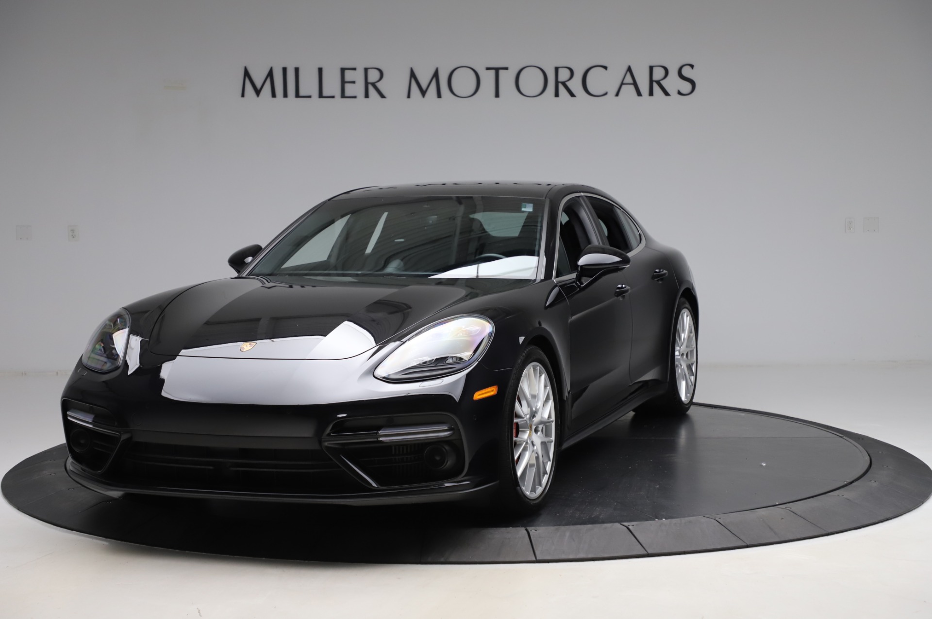 Used 2017 Porsche Panamera Turbo for sale $95,900 at Alfa Romeo of Westport in Westport CT 06880 1