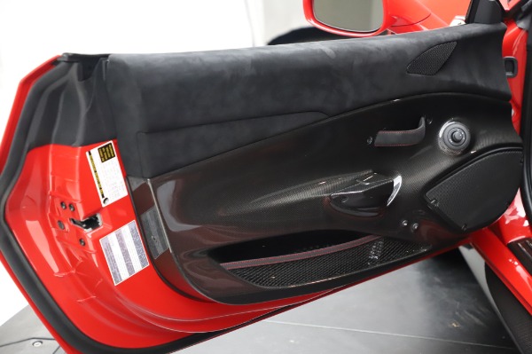 Used 2019 Ferrari 488 Pista for sale $447,900 at Alfa Romeo of Westport in Westport CT 06880 16
