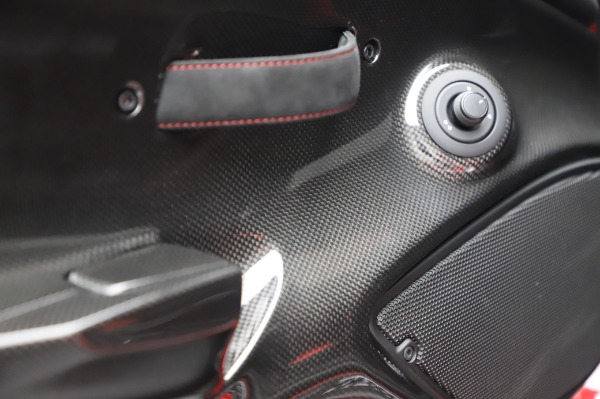 Used 2019 Ferrari 488 Pista for sale $447,900 at Alfa Romeo of Westport in Westport CT 06880 21