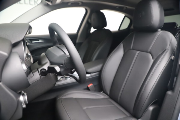 New 2020 Alfa Romeo Stelvio Q4 for sale $49,795 at Alfa Romeo of Westport in Westport CT 06880 15
