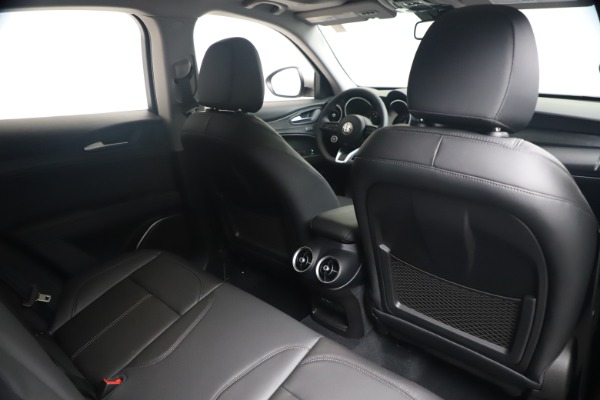 New 2020 Alfa Romeo Stelvio Q4 for sale $49,795 at Alfa Romeo of Westport in Westport CT 06880 28