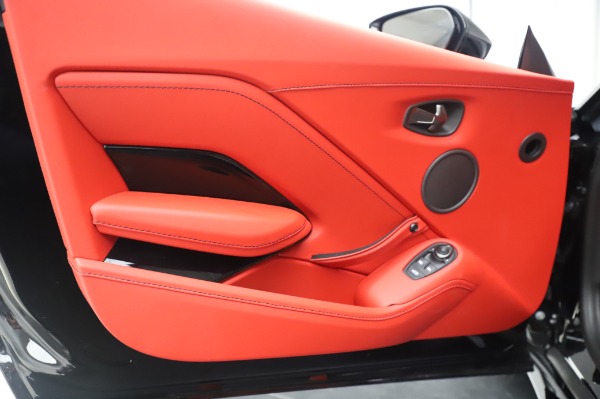 New 2020 Aston Martin Vantage for sale $185,181 at Alfa Romeo of Westport in Westport CT 06880 16