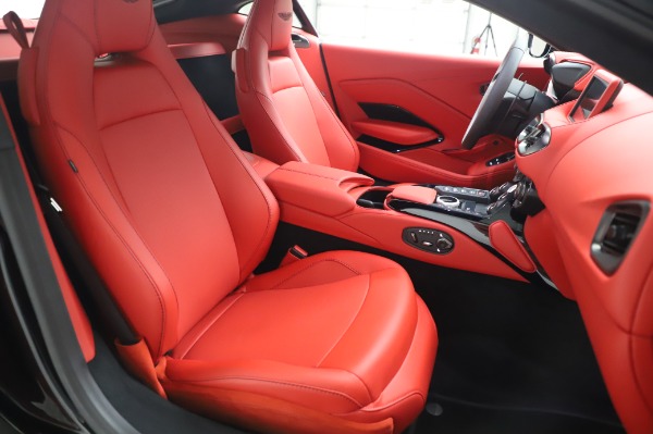 New 2020 Aston Martin Vantage for sale $185,181 at Alfa Romeo of Westport in Westport CT 06880 19